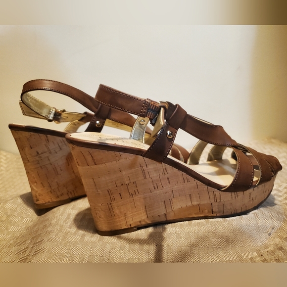 Guess brown cork wedge strappy sandals SZ 7.5M open toe - Picture 5 of 5